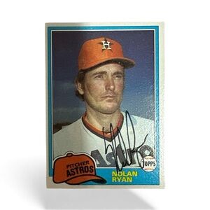 Topps Trading Card - Blue and Orange 1982 Nolan Ryan mint autographed card